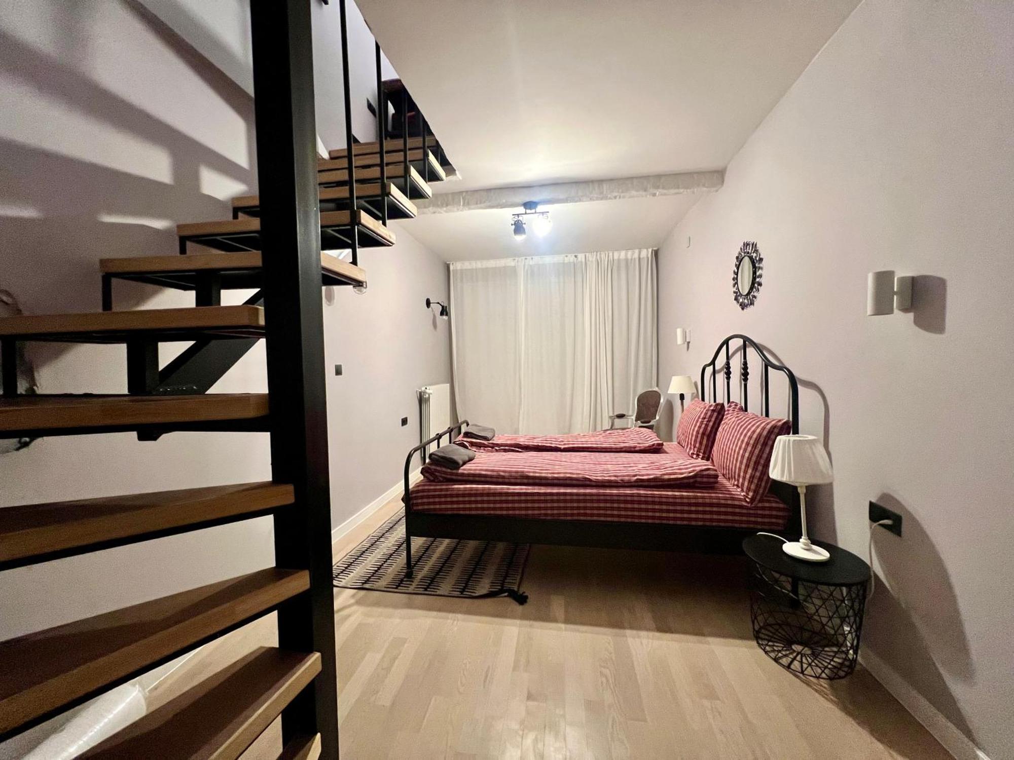 Apartament Flower House 9 *